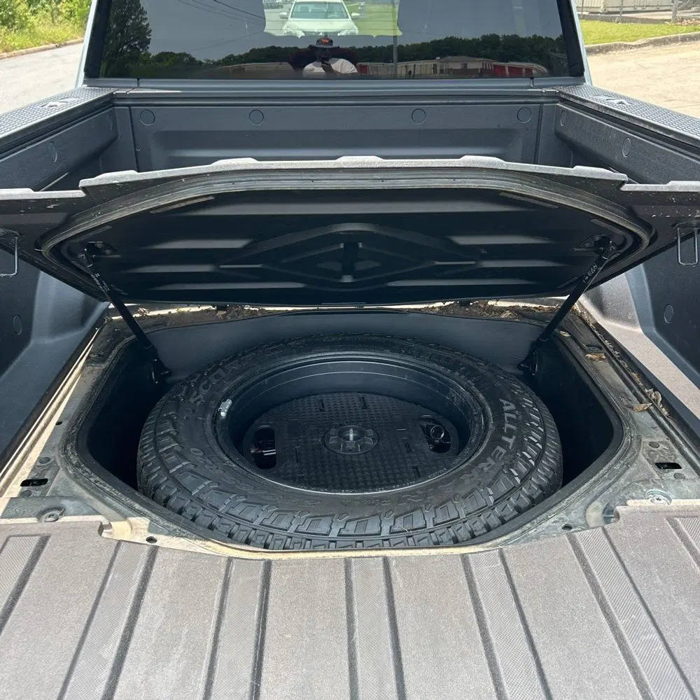 2022 Rivian R1T Adventure