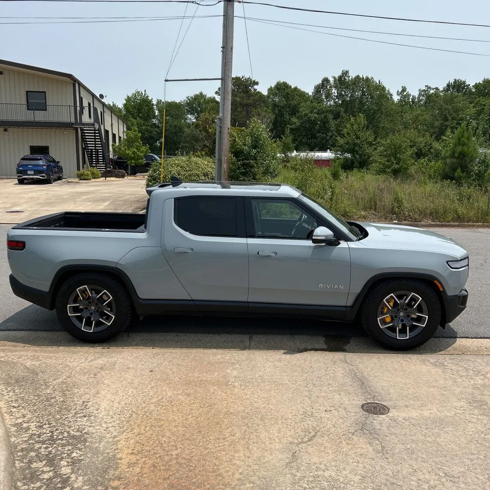 2022 Rivian R1T Adventure