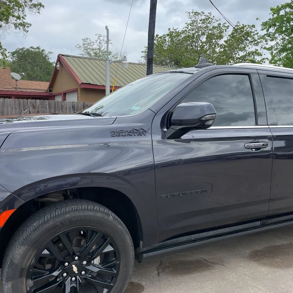 2023 Chevrolet Suburban High Country