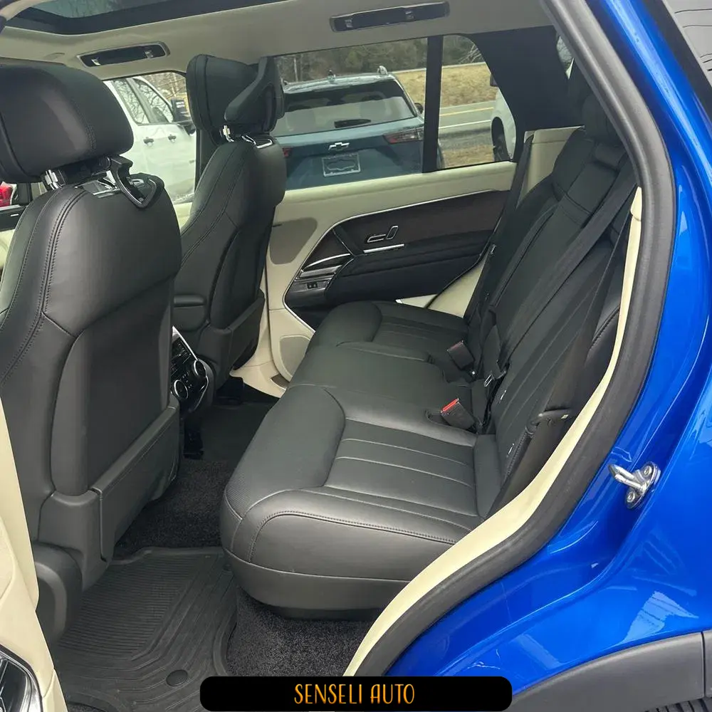 2024 Land Rover Range Rover P400 SE
