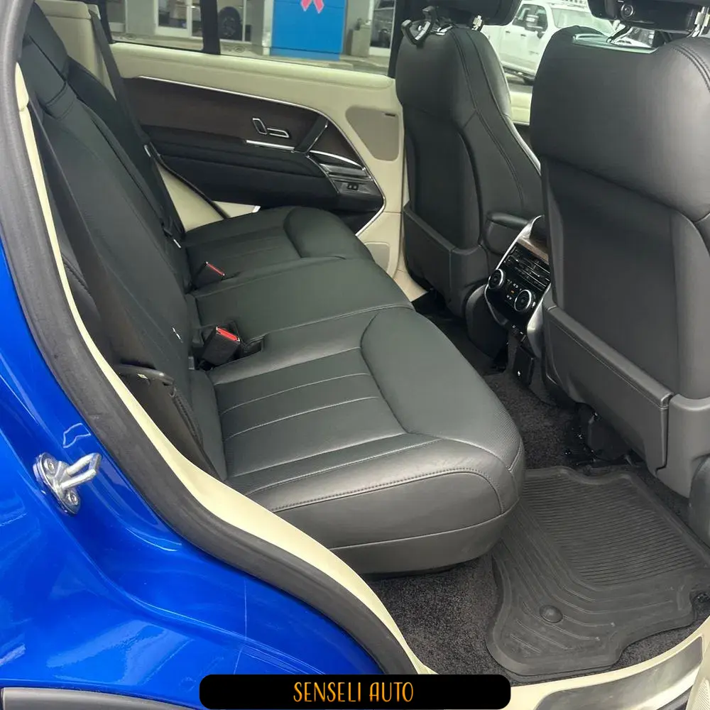 2024 Land Rover Range Rover P400 SE