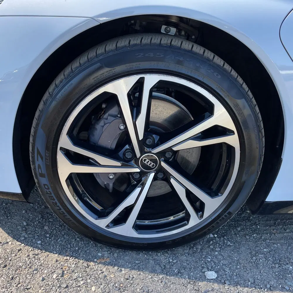2023 Audi e-tron GT Premium Plus