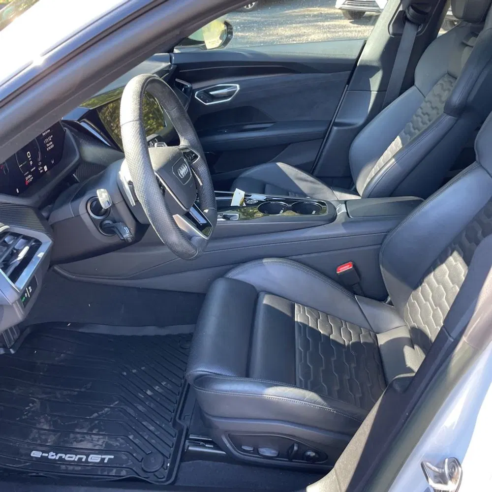 2023 Audi e-tron GT Premium Plus