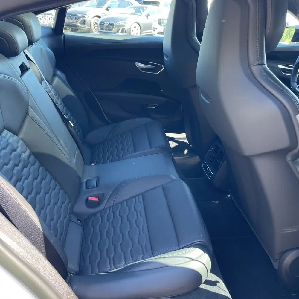2023 Audi e-tron GT Premium Plus