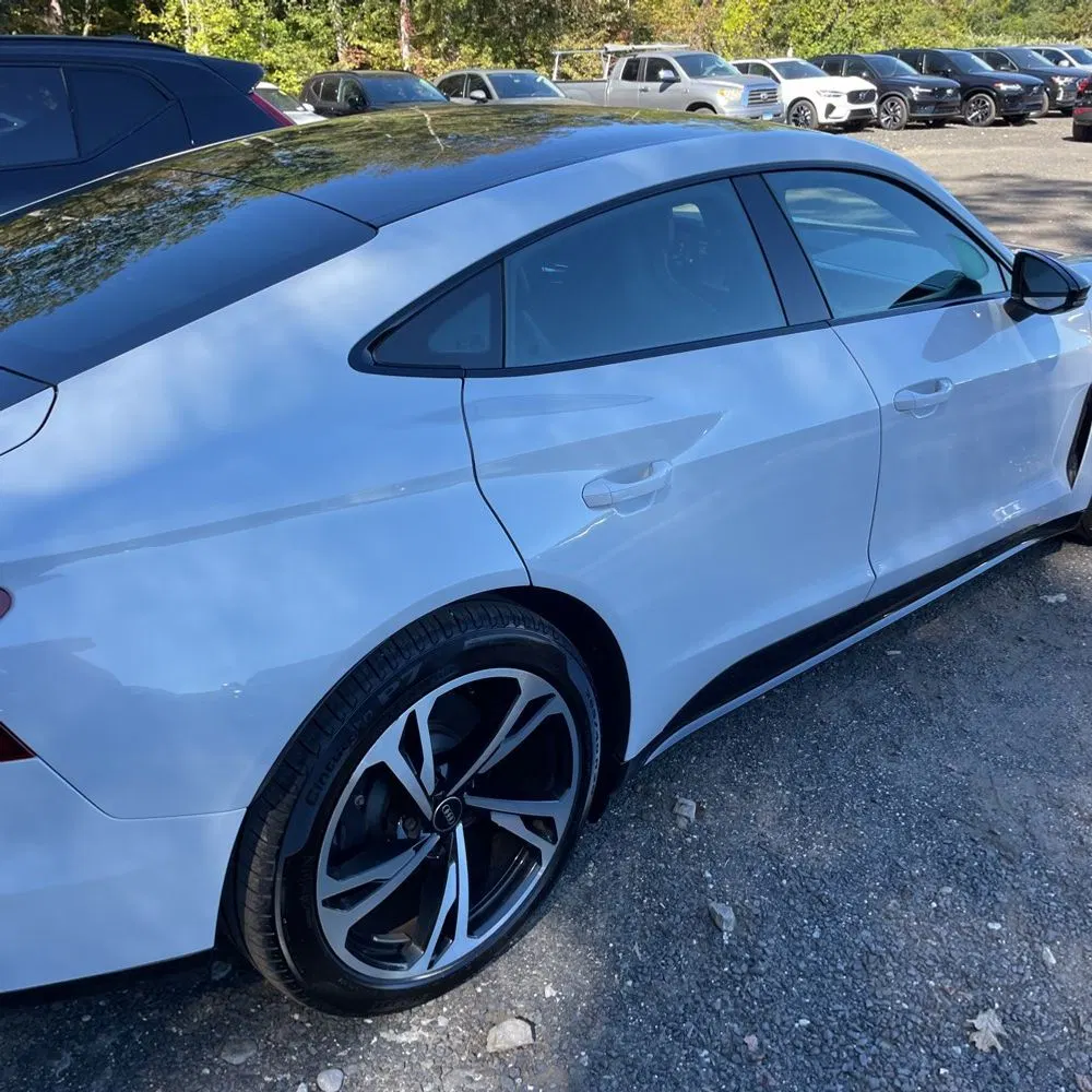2023 Audi e-tron GT Premium Plus