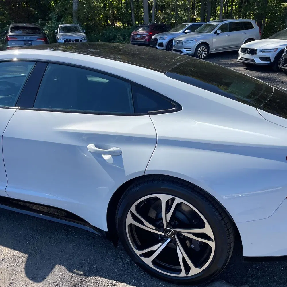 2023 Audi e-tron GT Premium Plus