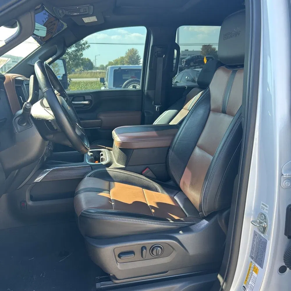 2023 Chevrolet Silverado 3500HD High Country