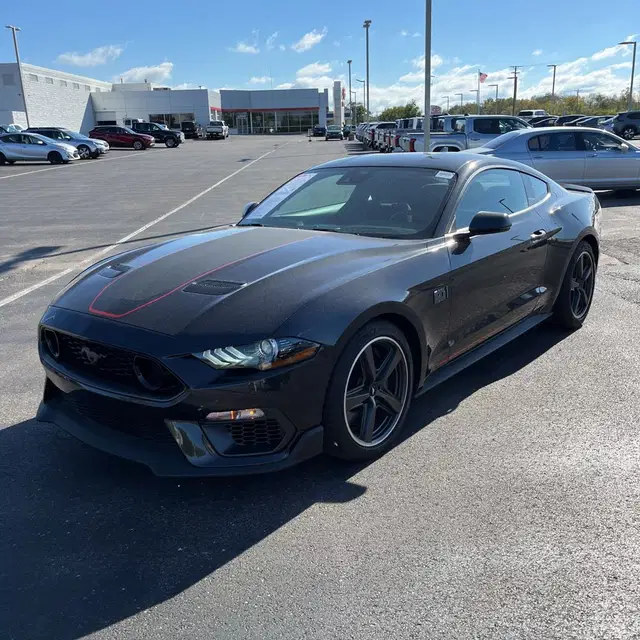 2022 Ford Mustang Mach 1