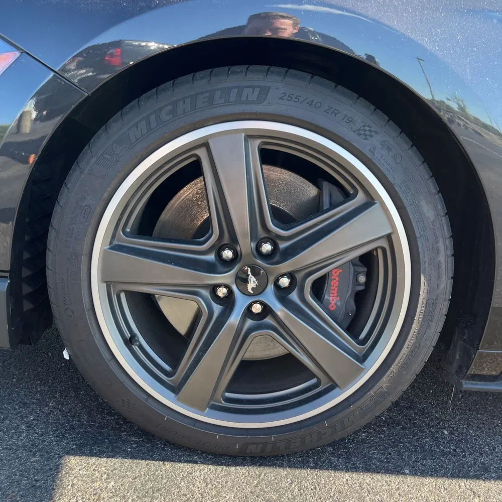 2022 Ford Mustang Mach 1