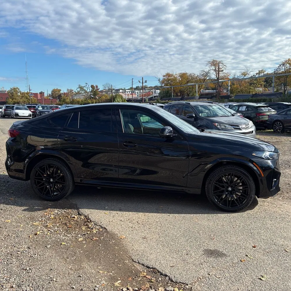 2025 BMW X6 M Competition
