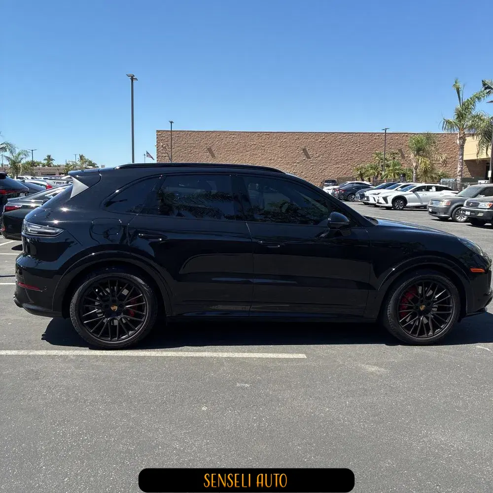 2023 Porsche Cayenne GTS
