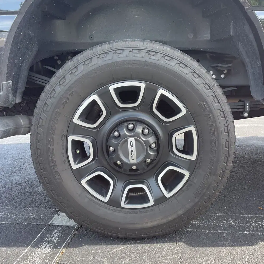 2024 Ford F-350 Super Duty Platinum