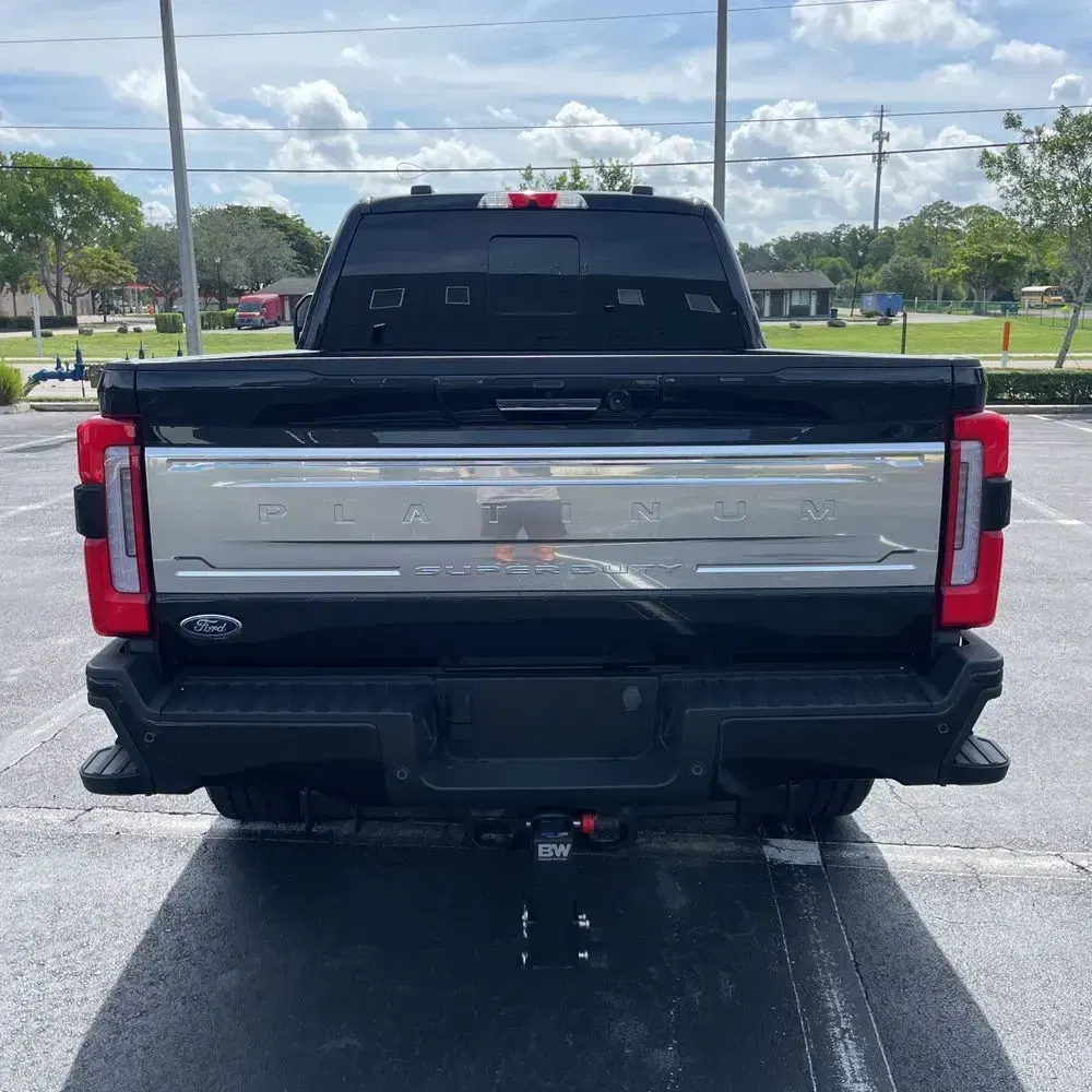 2024 Ford F-350 Super Duty Platinum