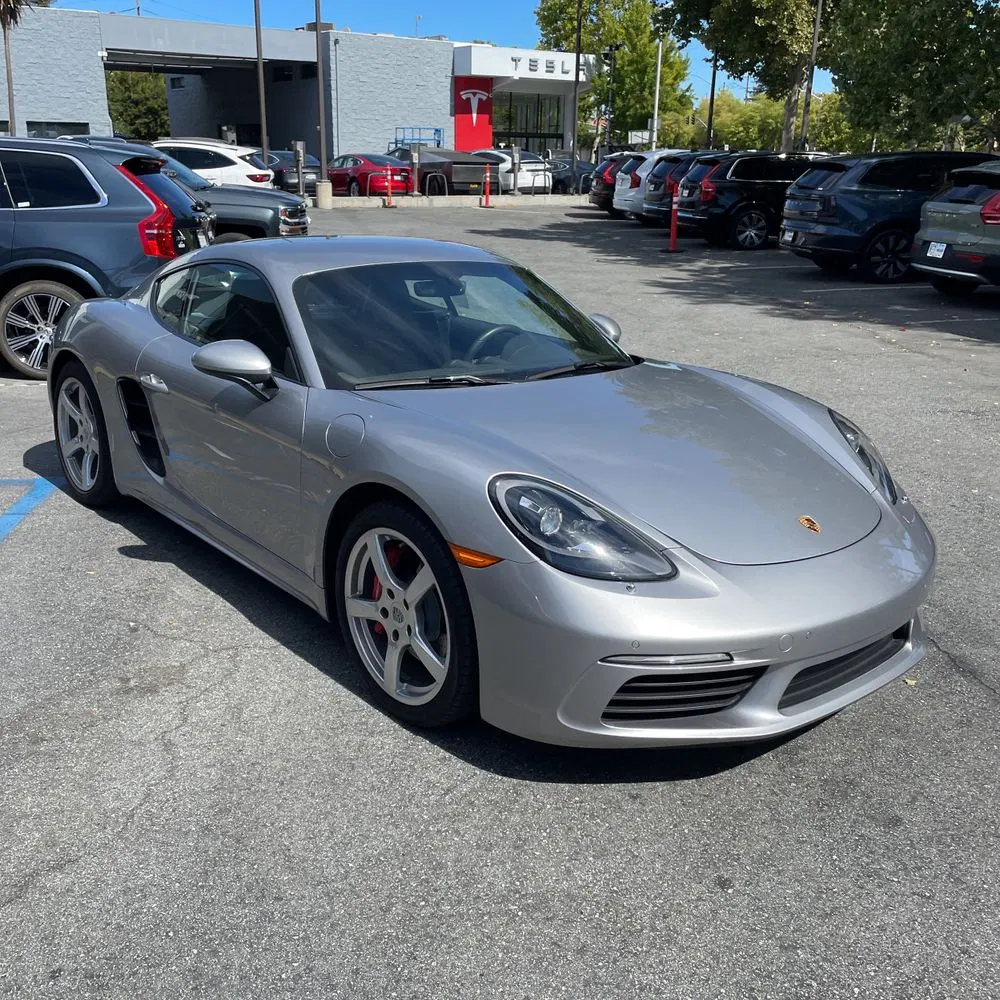 2021 Porsche 718 Cayman S