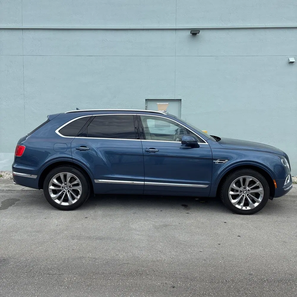 2017 Bentley Bentayga Base