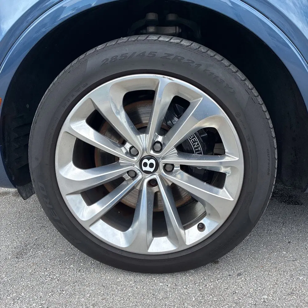 2017 Bentley Bentayga Base