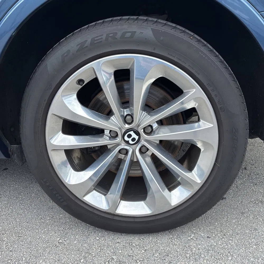 2017 Bentley Bentayga Base