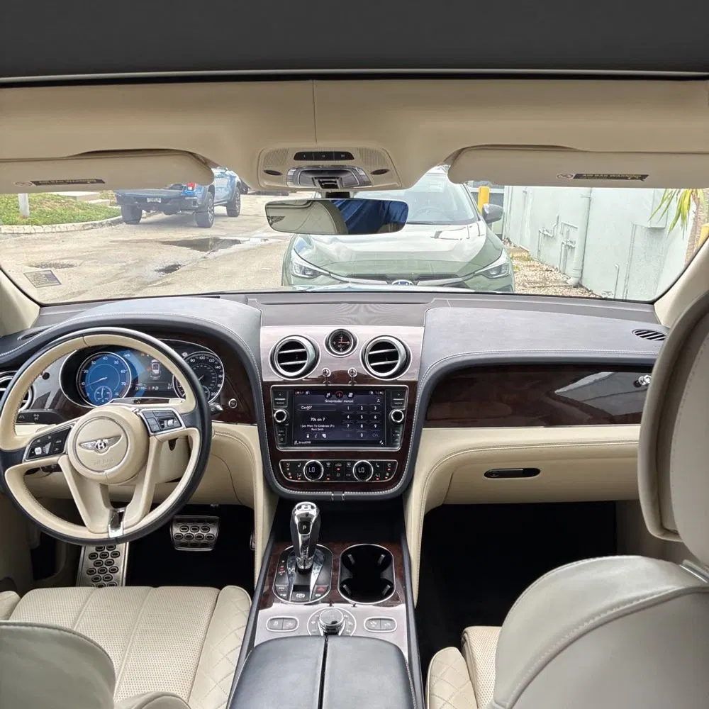 2017 Bentley Bentayga Base