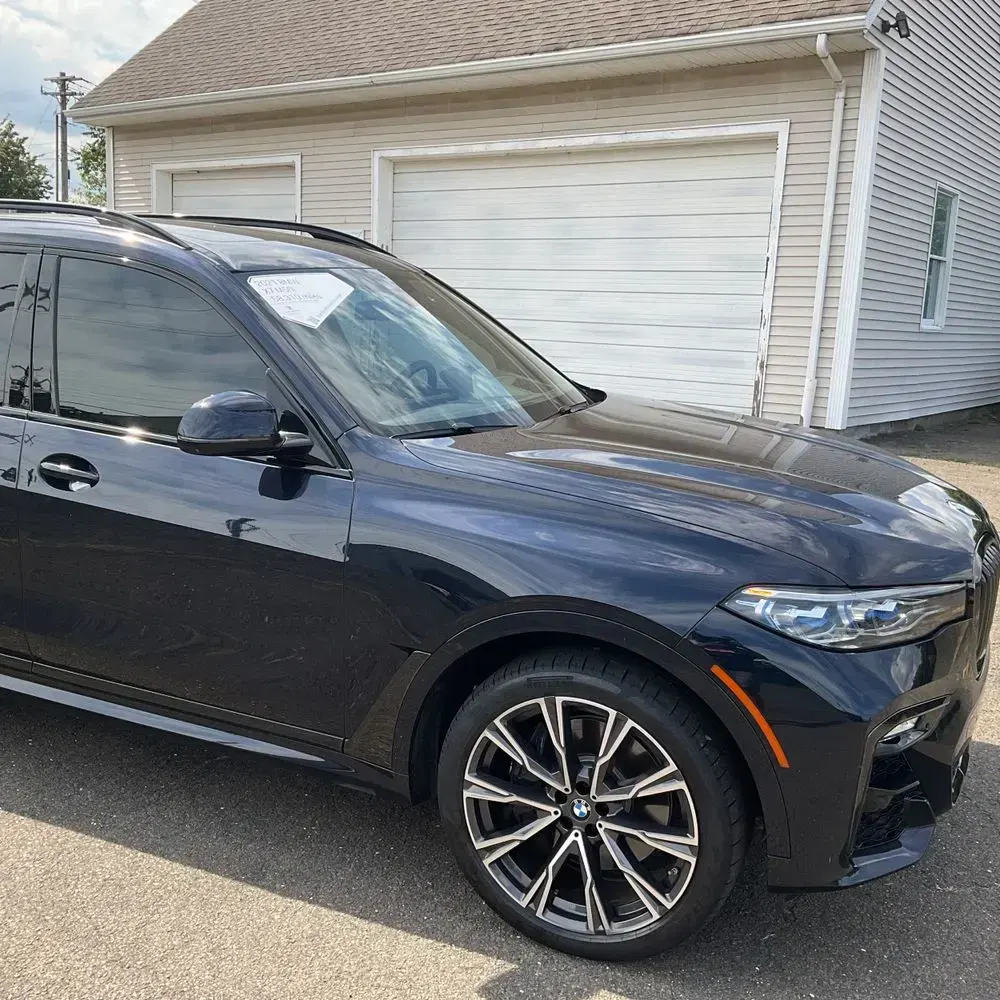 2021 BMW X7 M50i