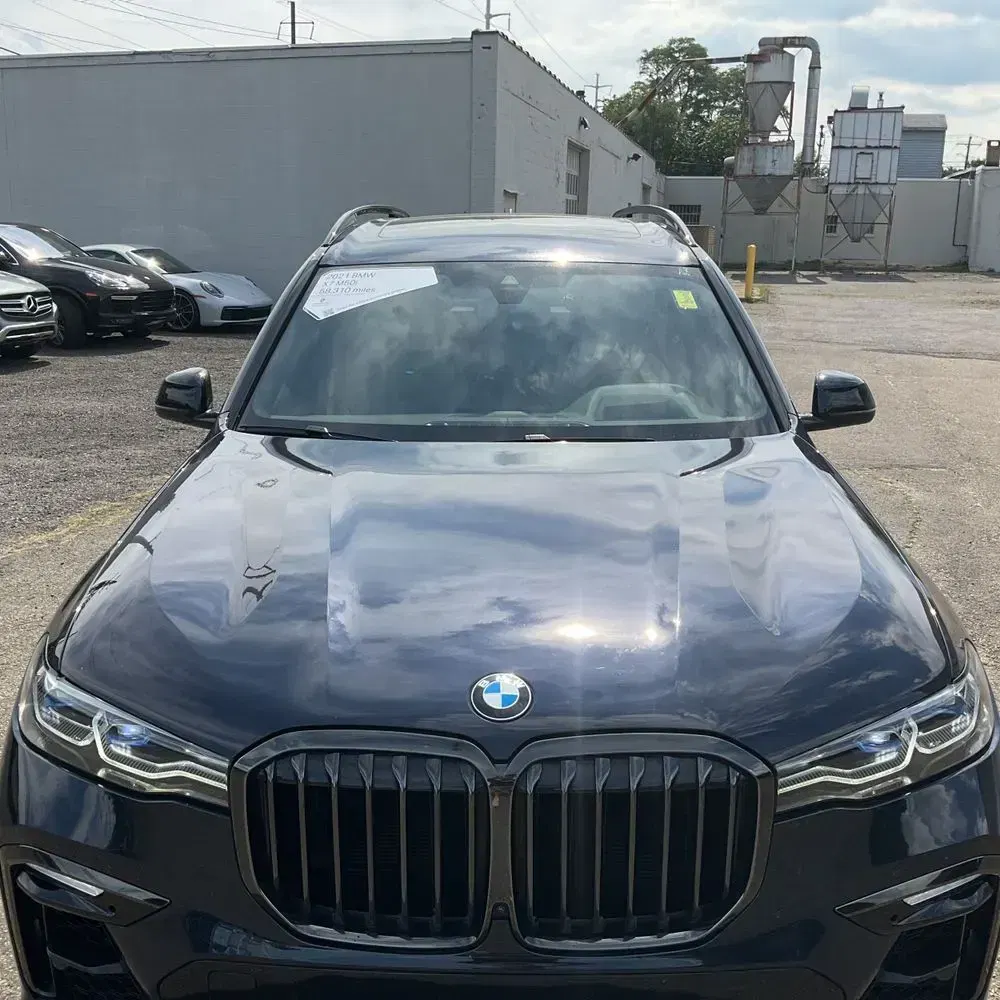 2021 BMW X7 M50i