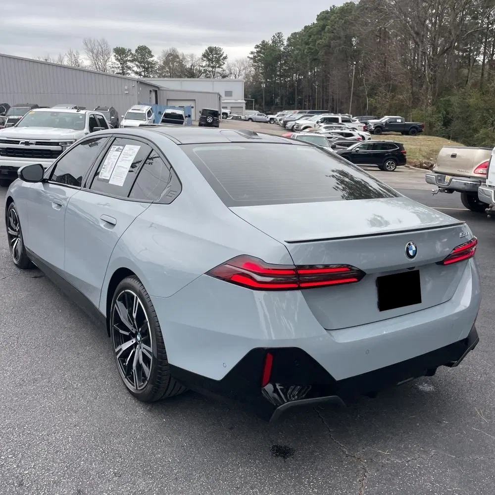2024 BMW 5-Series 530i