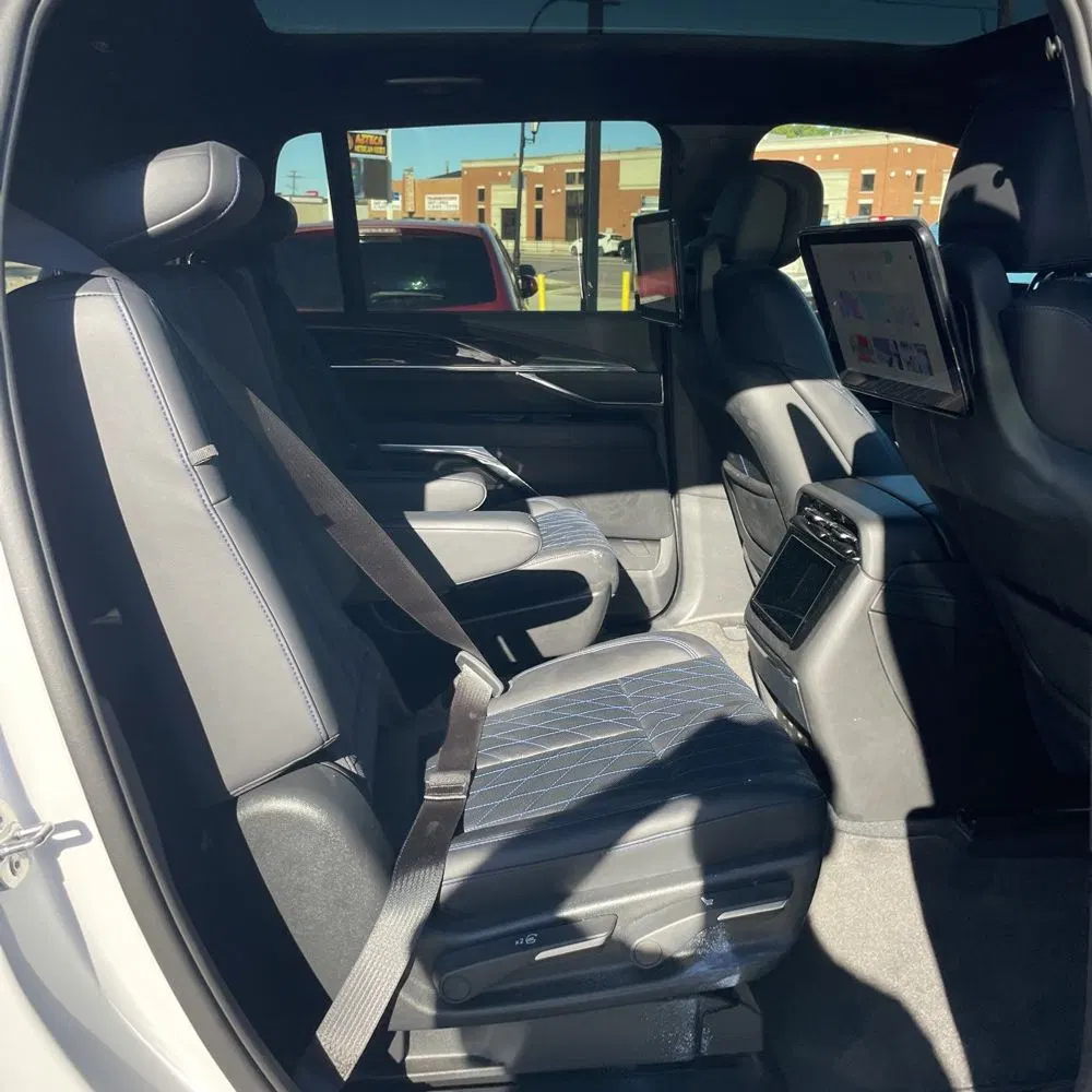 2025 Cadillac Escalade IQ Sport 1