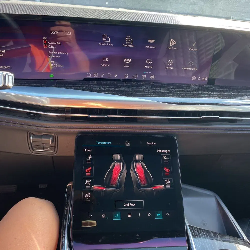 2025 Cadillac Escalade IQ Sport 1