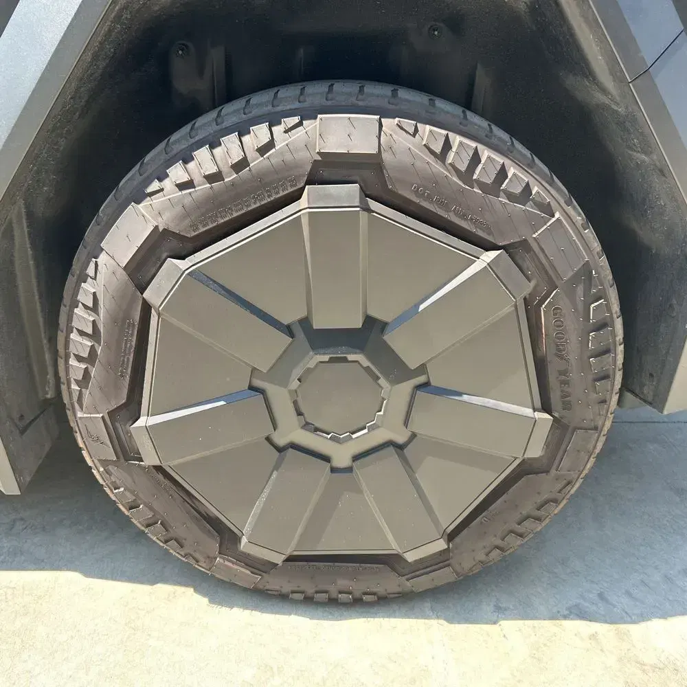 2024 Tesla Cybertruck Base