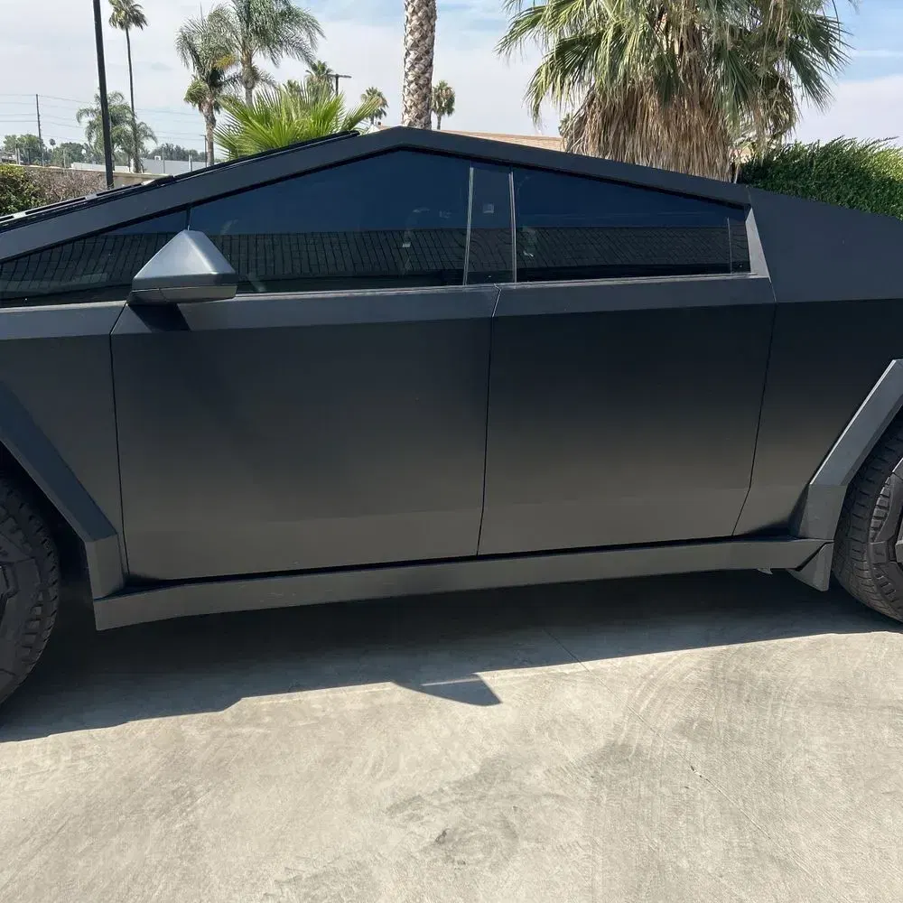 2024 Tesla Cybertruck Base