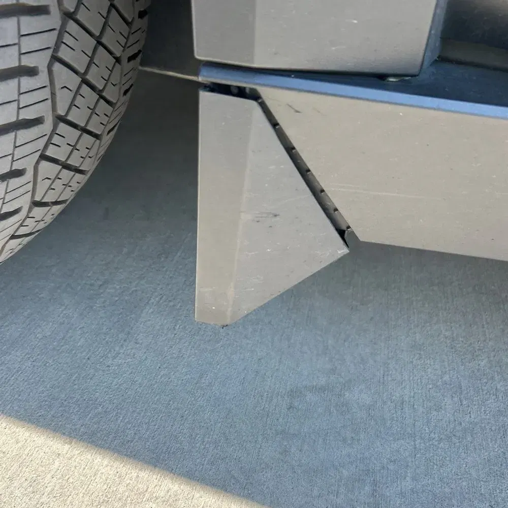 2024 Tesla Cybertruck Base