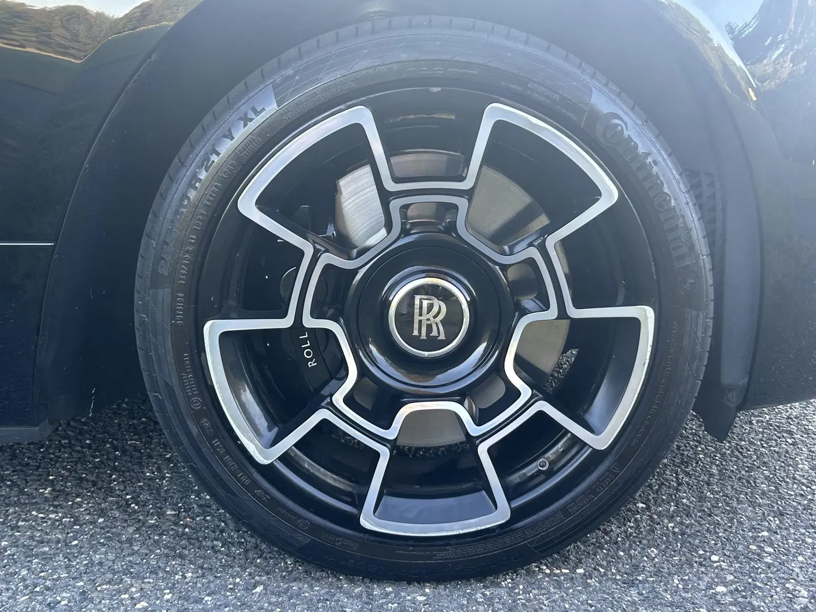 2018 Rolls-Royce Dawn Black Badge