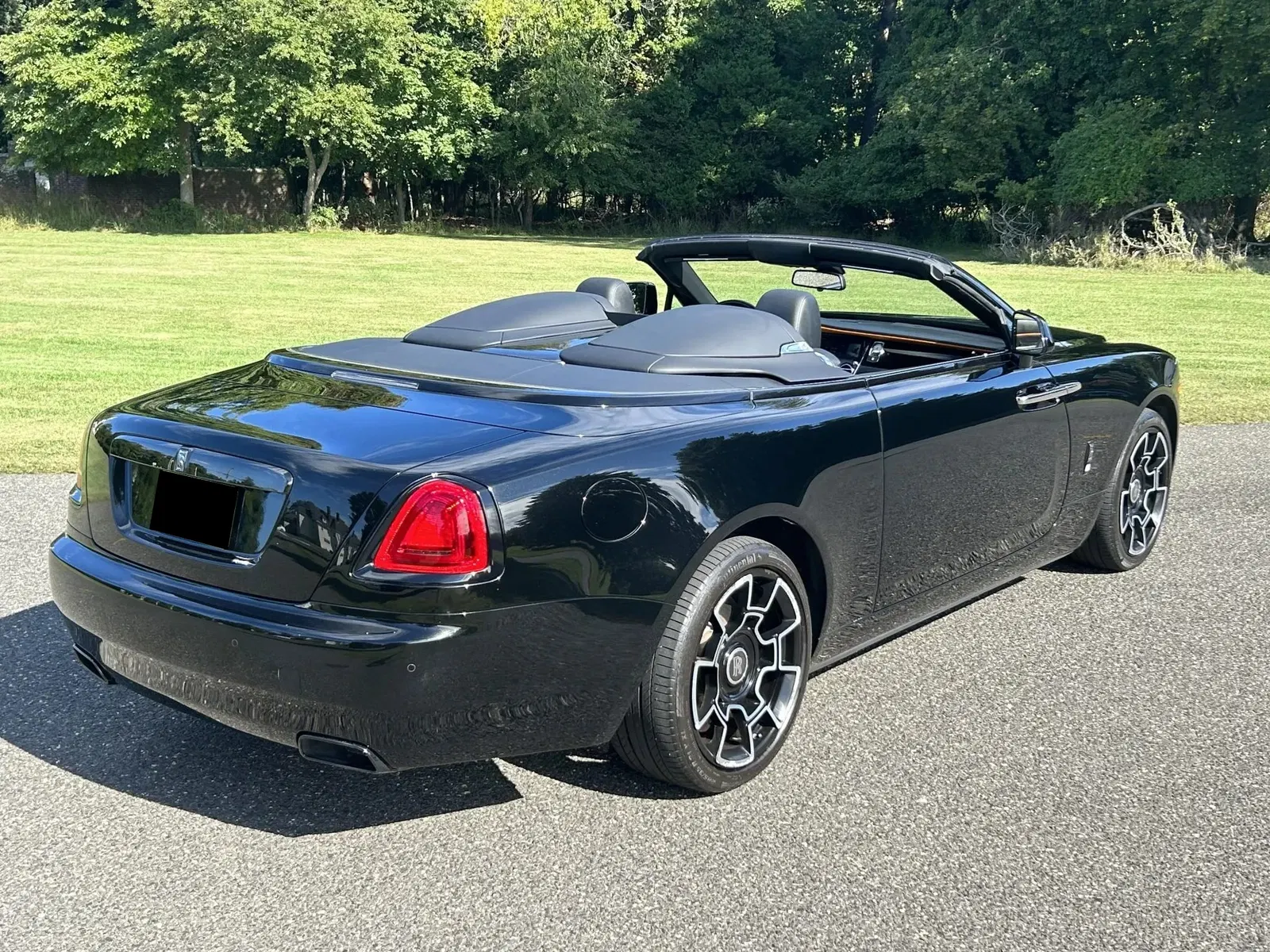 2018 Rolls-Royce Dawn Black Badge