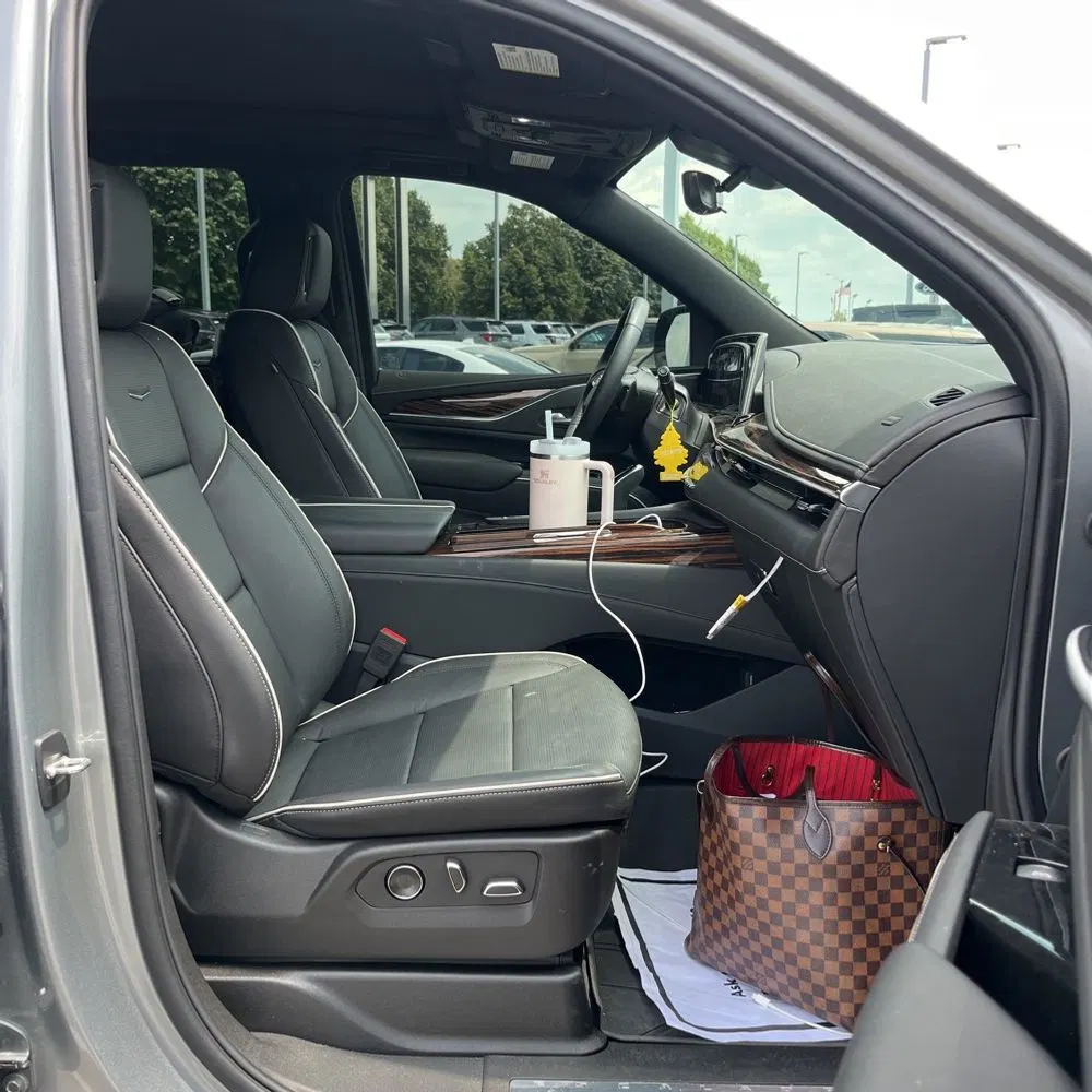2024 Cadillac Escalade Premium Luxury