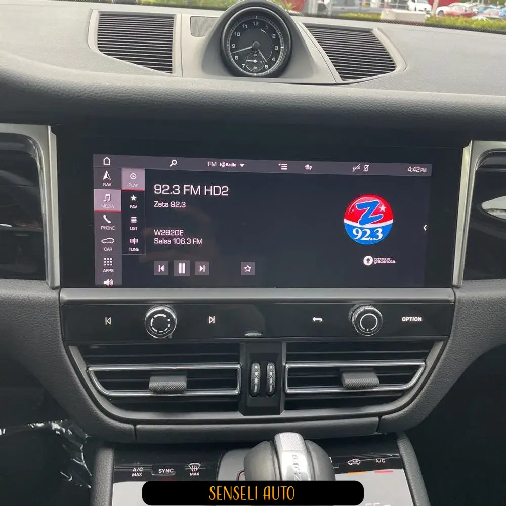 2024 Porsche Macan S