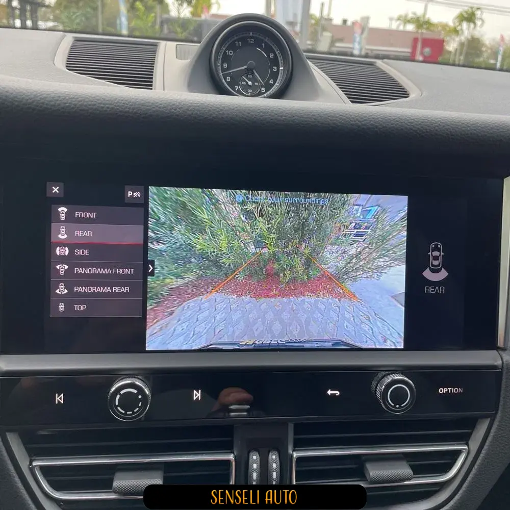 2024 Porsche Macan S