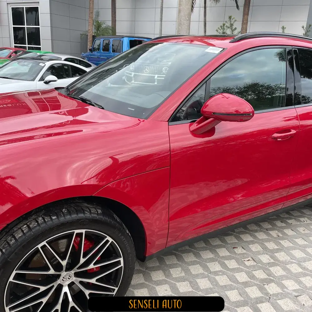 2024 Porsche Macan S