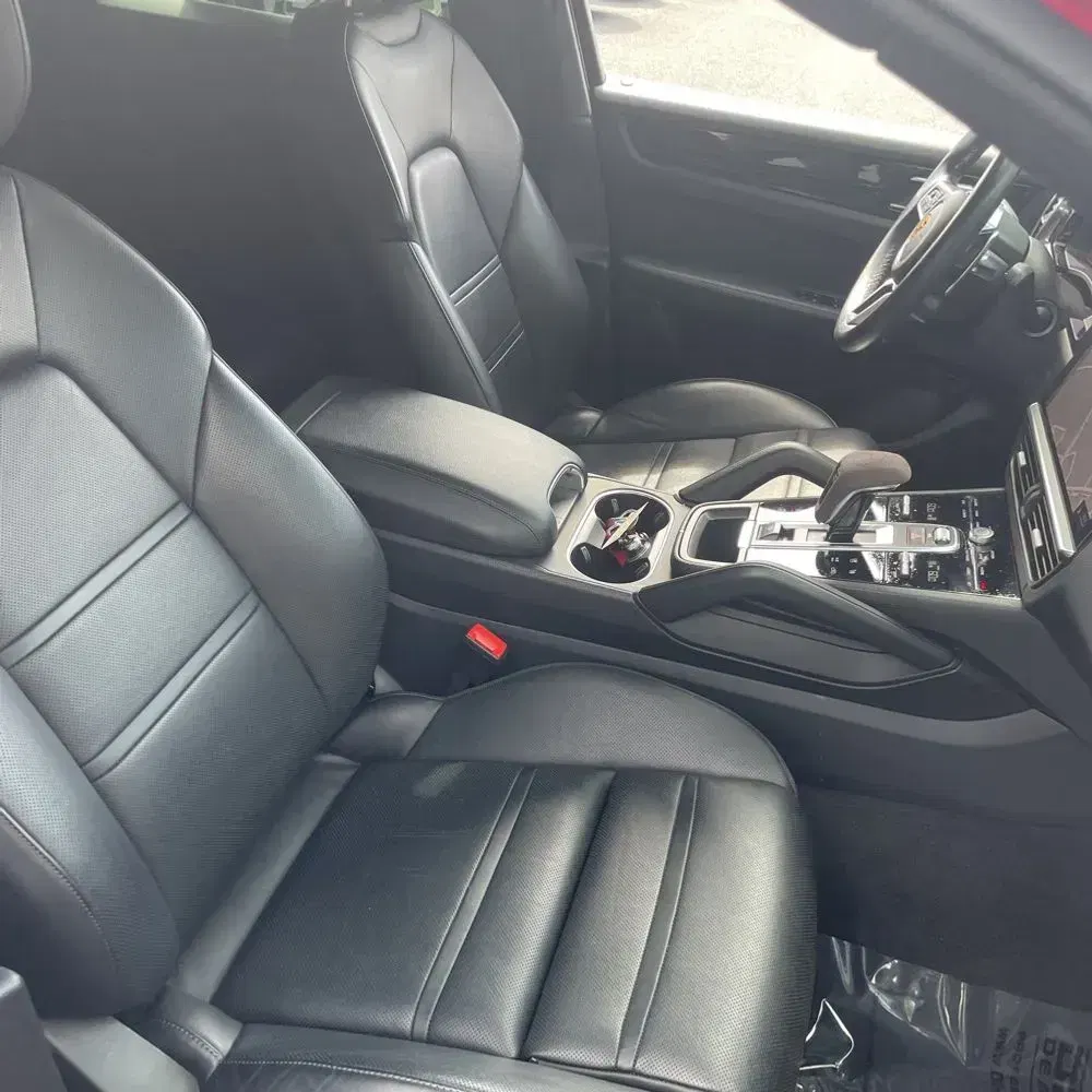 2021 Porsche Cayenne Coupe