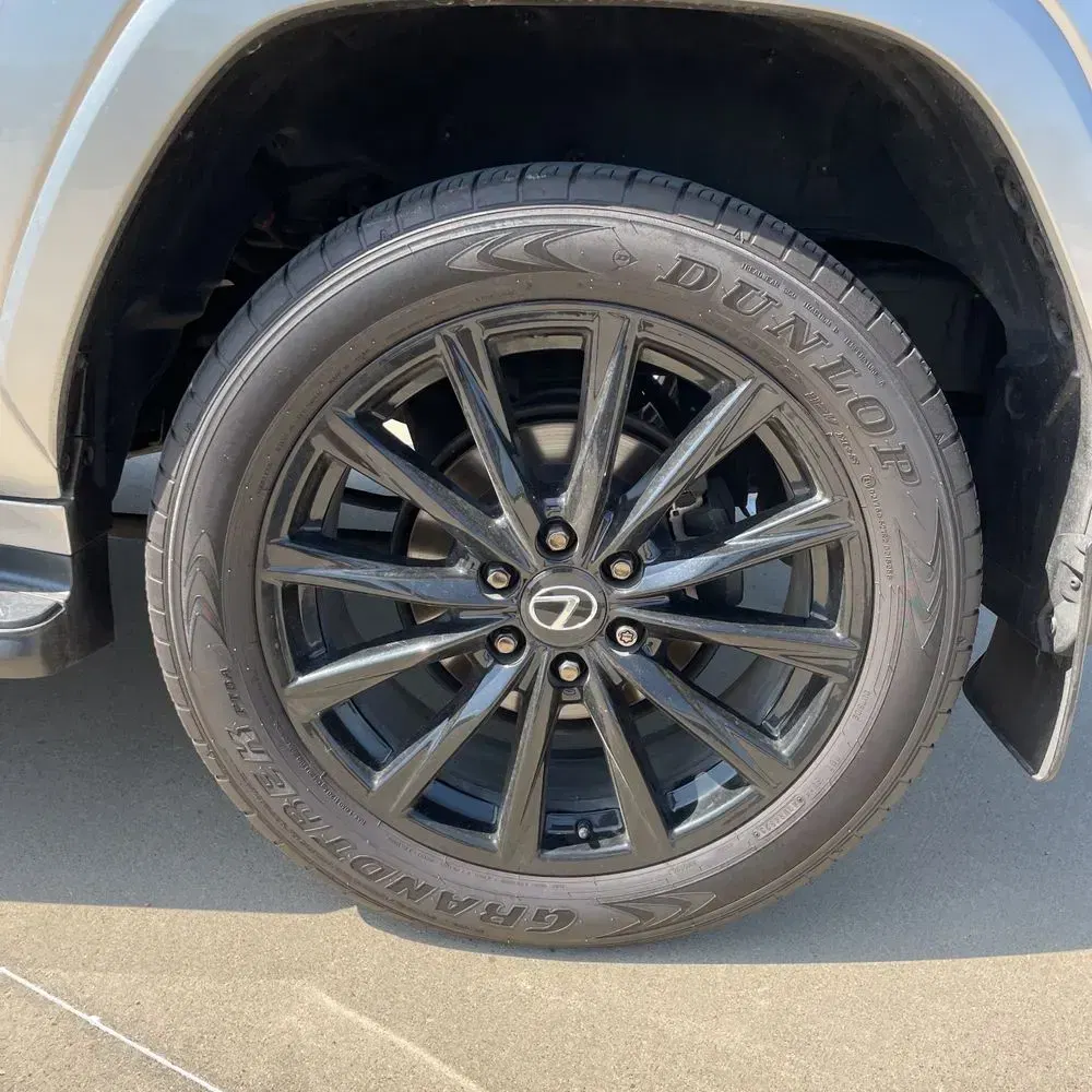 2024 Lexus LX 600 F SPORT Handling