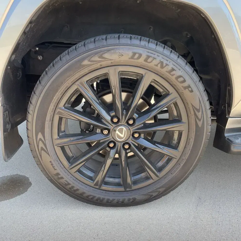 2024 Lexus LX 600 F SPORT Handling