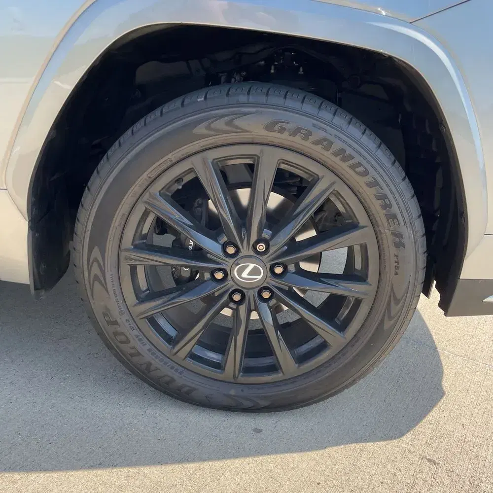 2024 Lexus LX 600 F SPORT Handling