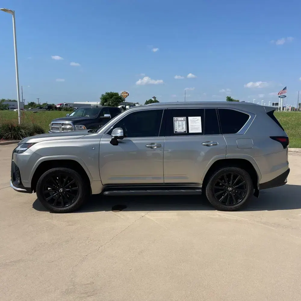 2024 Lexus LX 600 F SPORT Handling