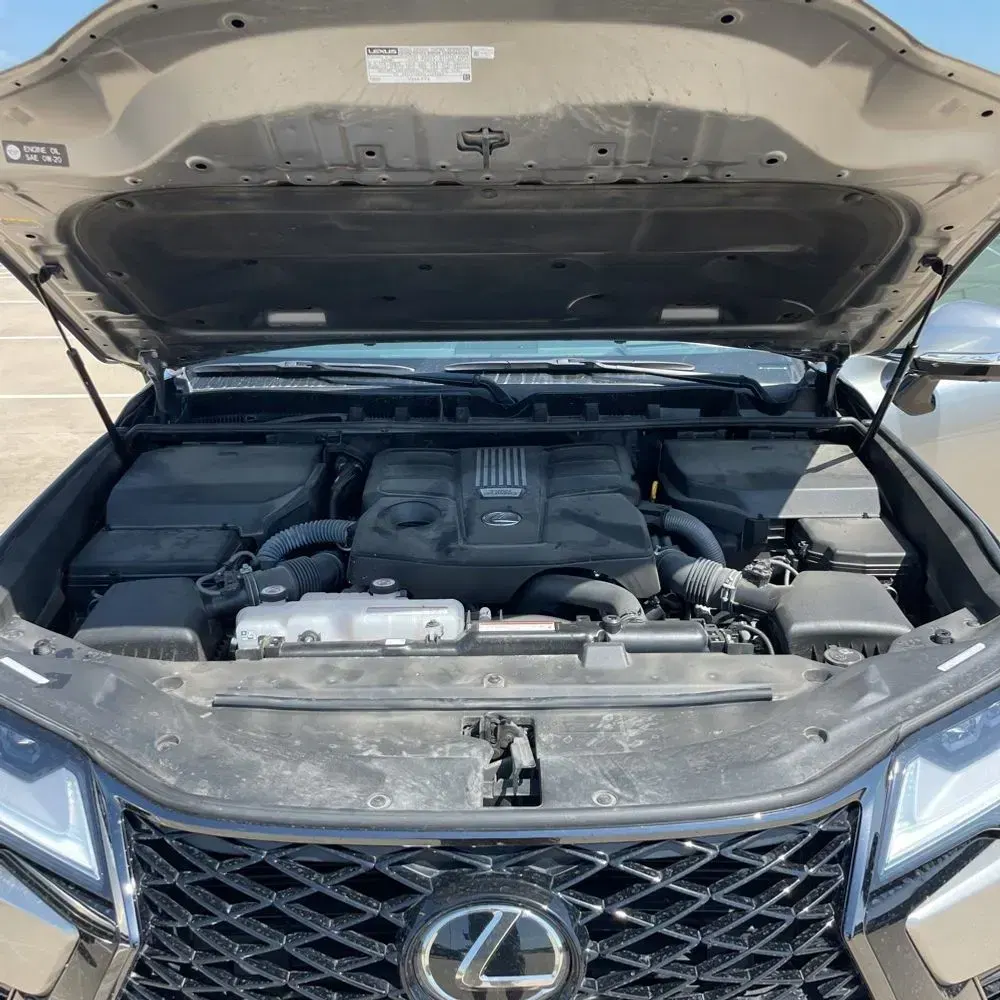 2024 Lexus LX 600 F SPORT Handling