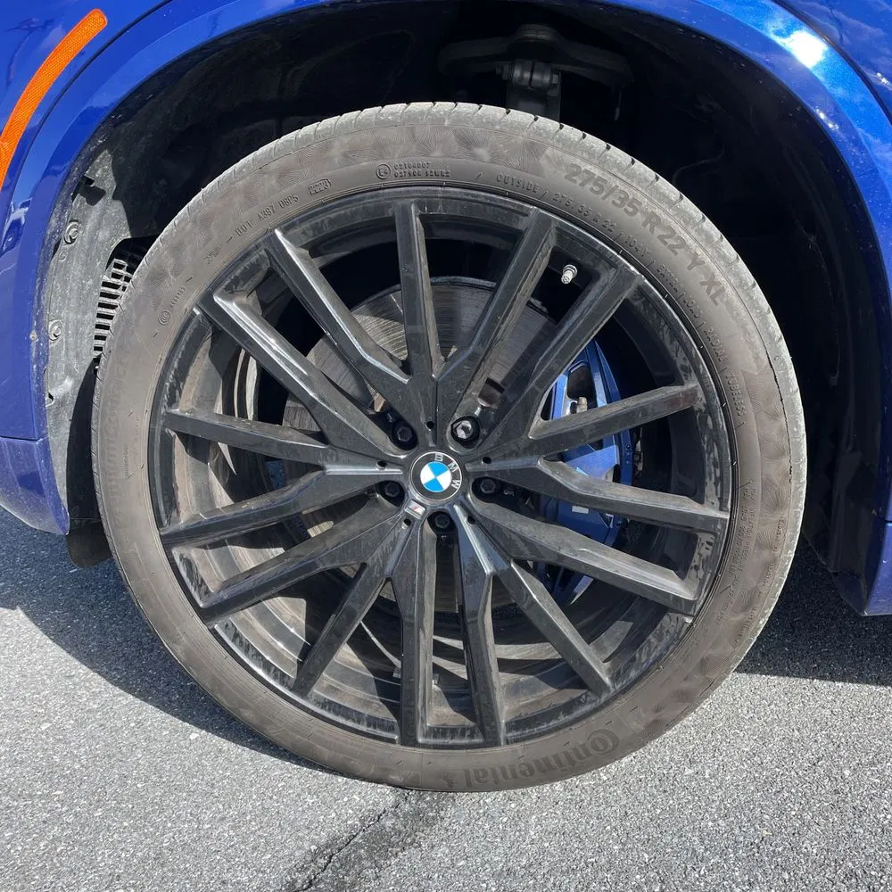 2024 BMW X5 M60i