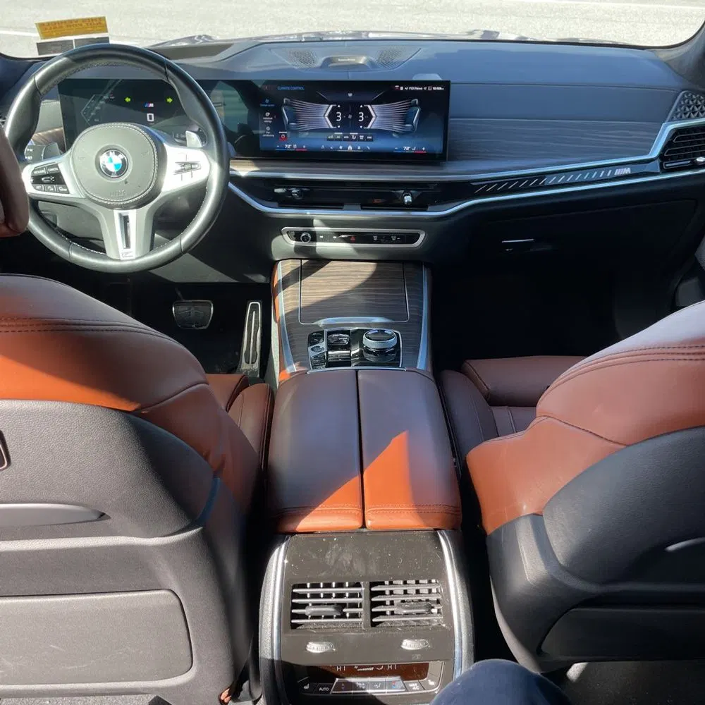 2024 BMW X5 M60i