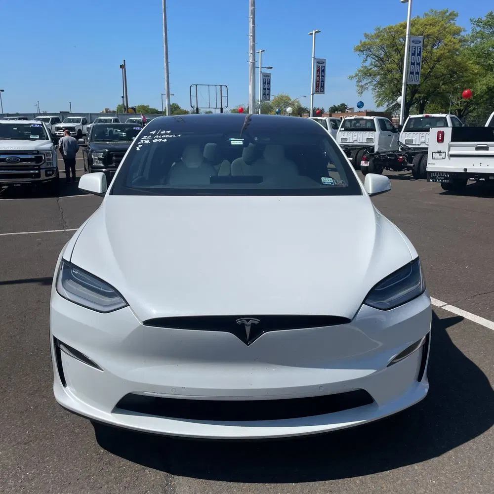 2022 Tesla Model X Plaid