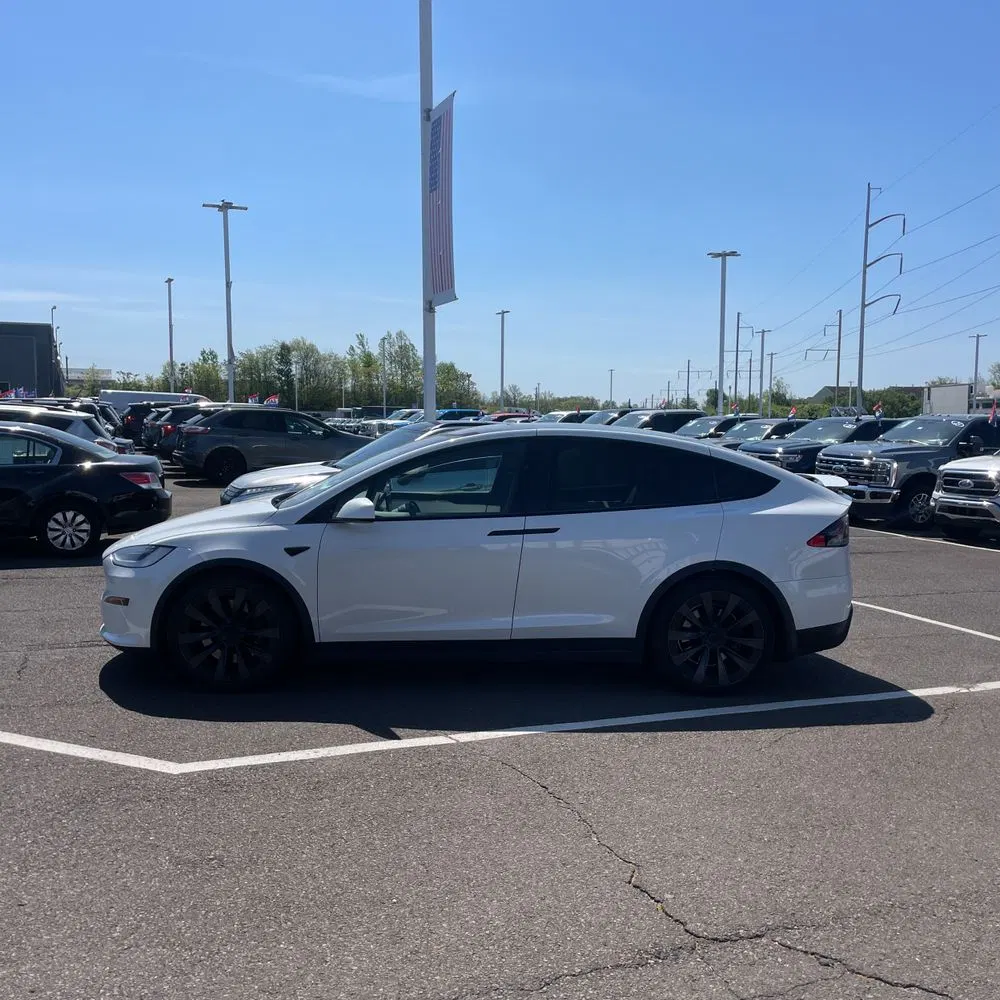 2022 Tesla Model X Plaid