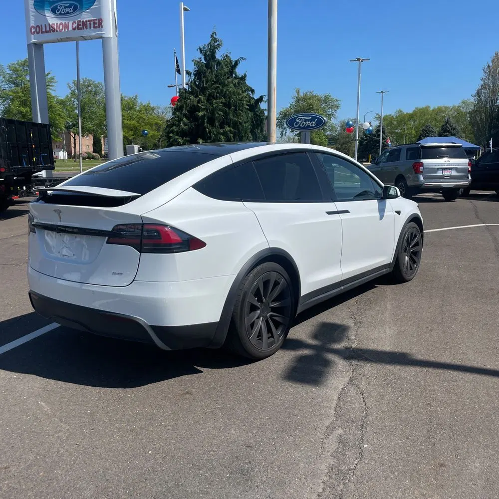 2022 Tesla Model X Plaid