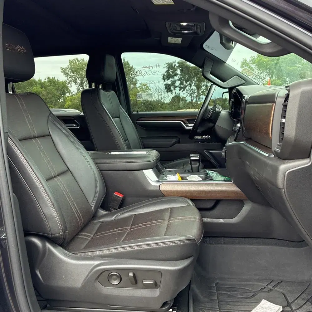 2022 Chevrolet Silverado 1500 High Country