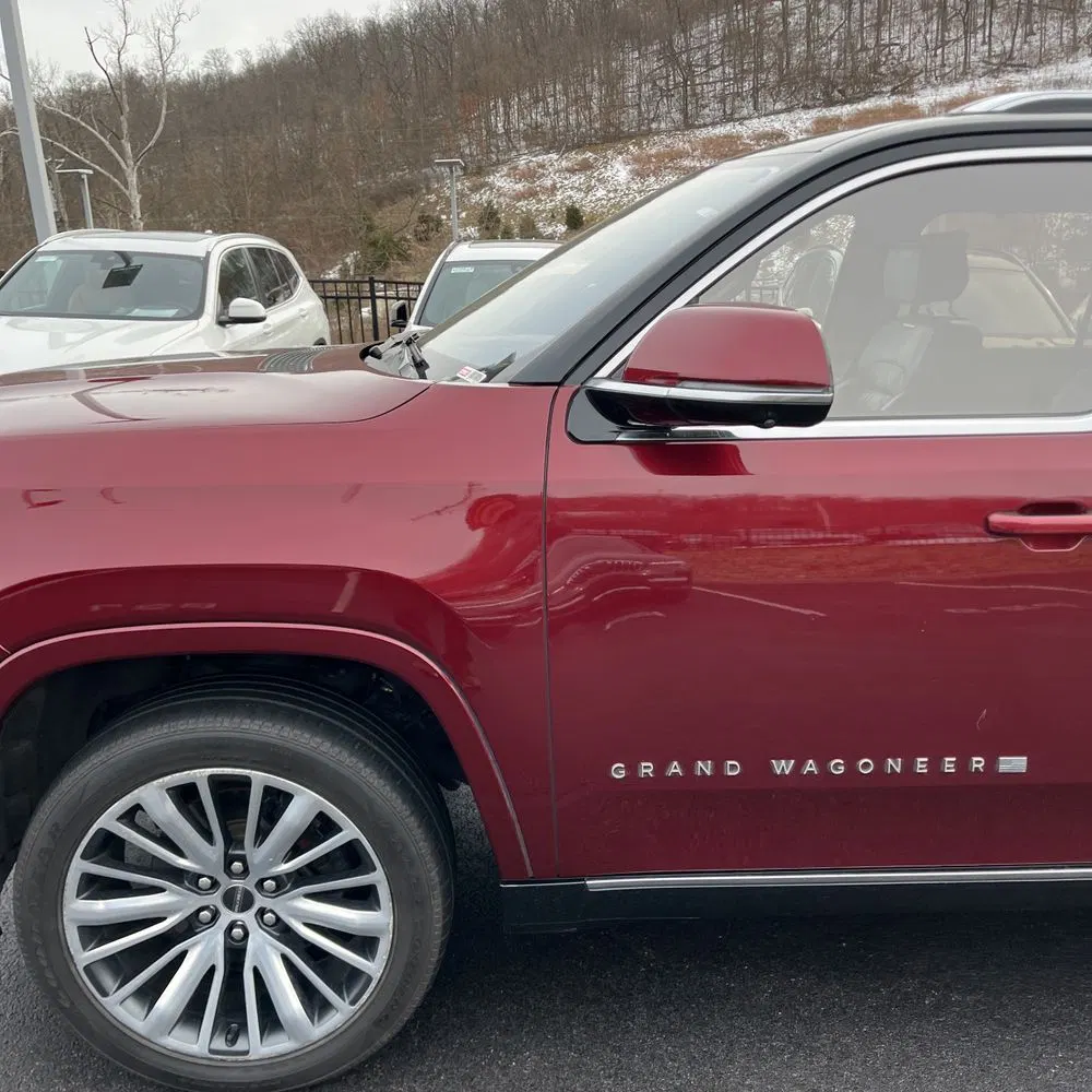 2022 Jeep Grand Wagoneer Series III