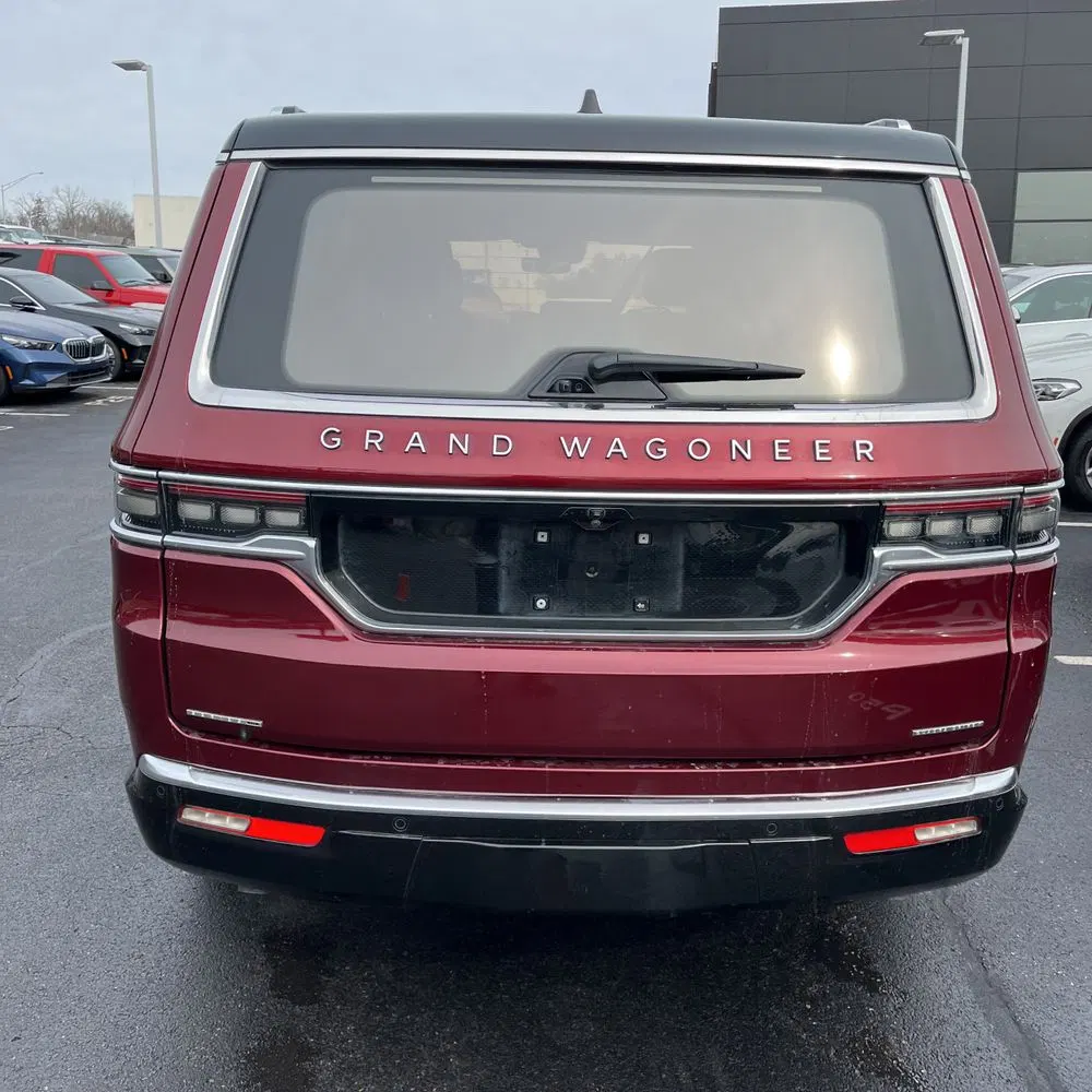 2022 Jeep Grand Wagoneer Series III